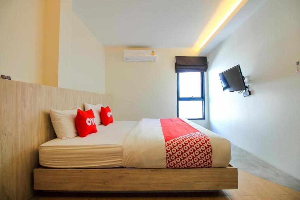 Oyo 75416 Rama3 Sunrise Hostel バンコク都 エクステリア 写真
