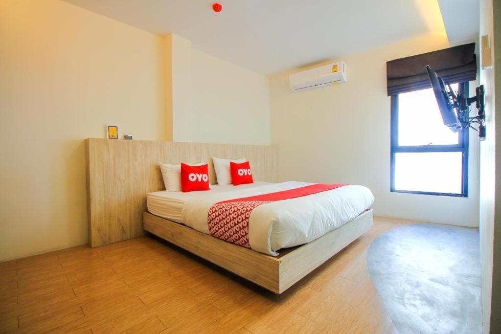 Oyo 75416 Rama3 Sunrise Hostel バンコク都 エクステリア 写真