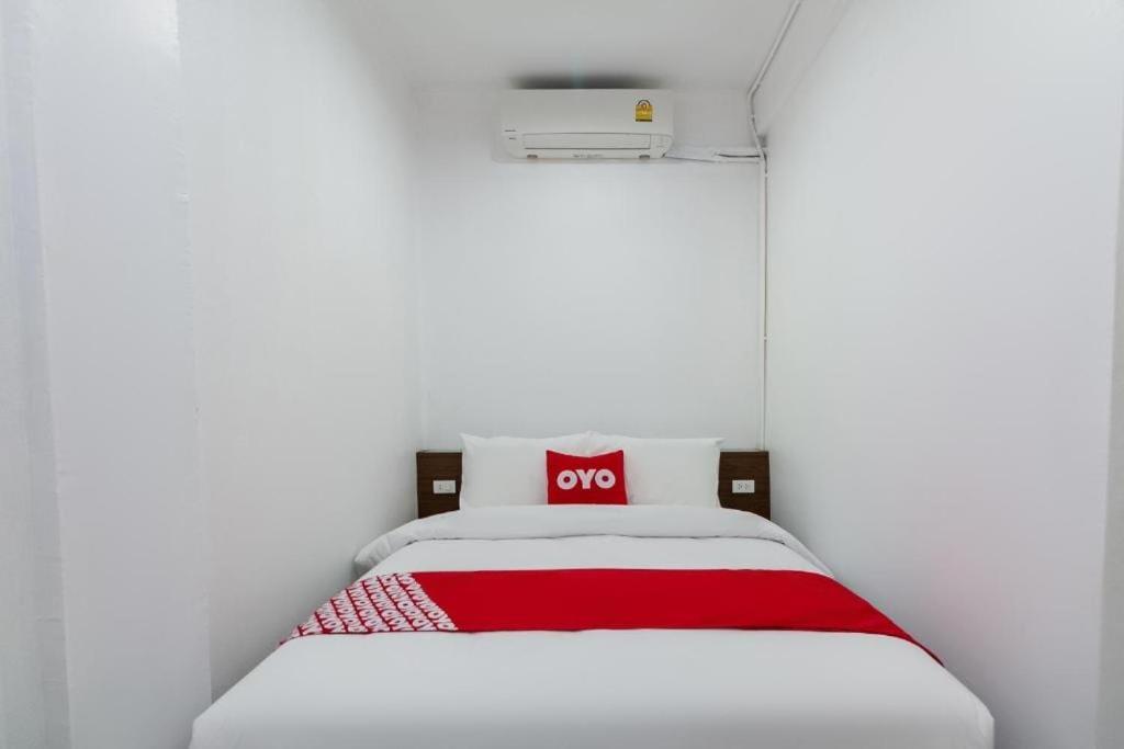 Oyo 75416 Rama3 Sunrise Hostel バンコク都 エクステリア 写真